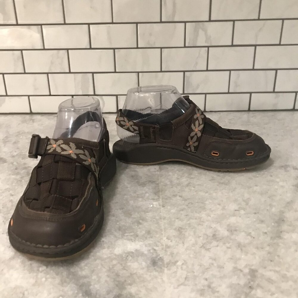Chaco Sandals Youth Size 4 Brown Clogs Conundrum Fisherman Hiking Shoes Hiking - Picture 7 of 9